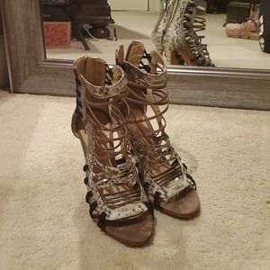 Schutz ermmana sandals